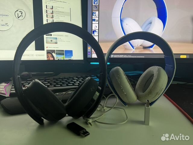 Sony Gold Wireless Stereo Headset Black White