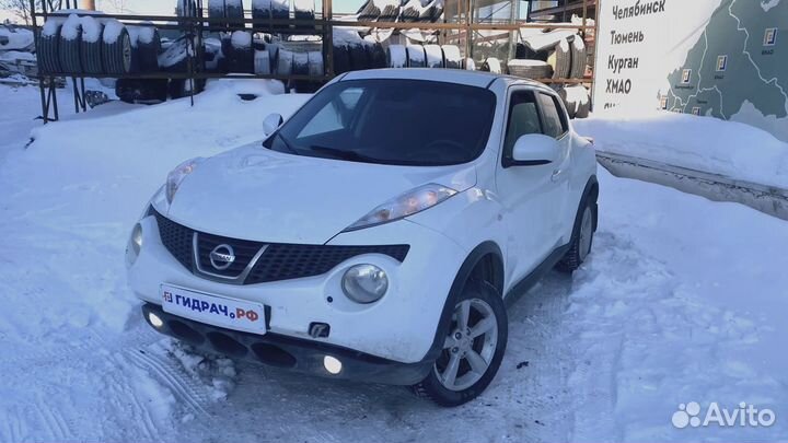 Суппорт тормозной задний правый Nissan Juke (YF15)