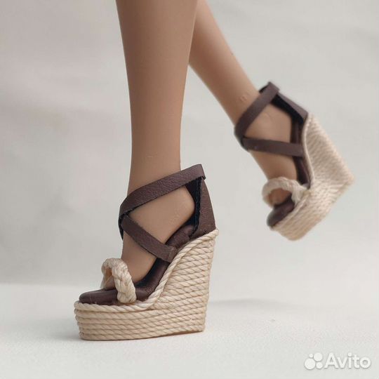 Обувь для Барби