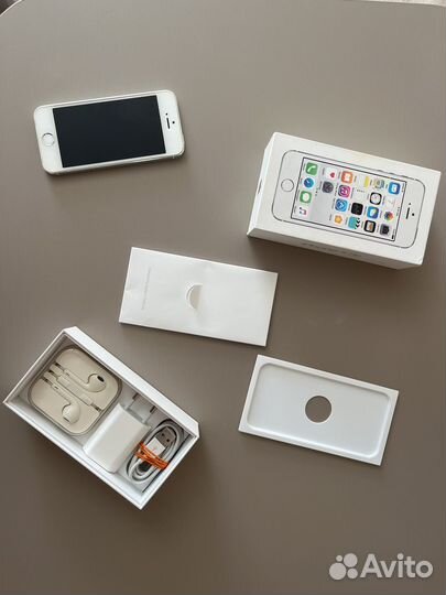 iPhone 5S, 16 ГБ