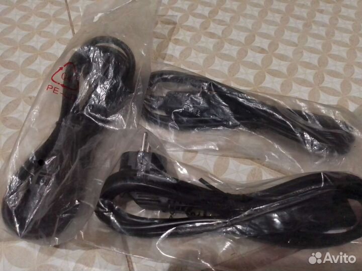 Кабель питания для системного блока и монитора