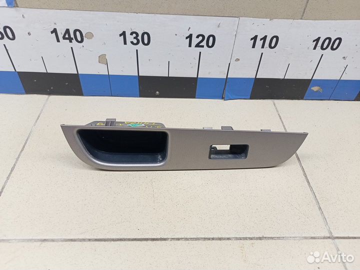 Накладка (кузов внутри) Tiida (C11) 2007-2014