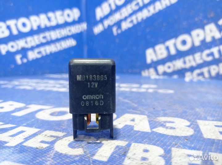 Реле Mitsubishi Pajero 2 внедорожник 4M40 1998