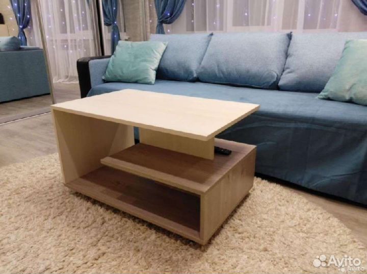 Журнальный столик