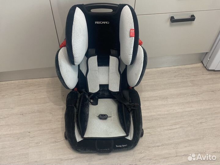 Детское автокресло recaro young sport