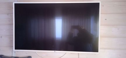 Телевизор LG smart tv 43 UHD