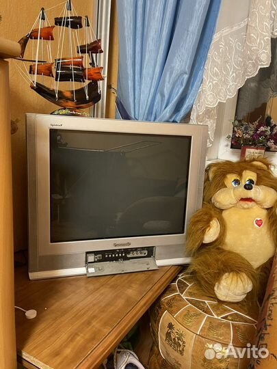 Телевизор panasonic