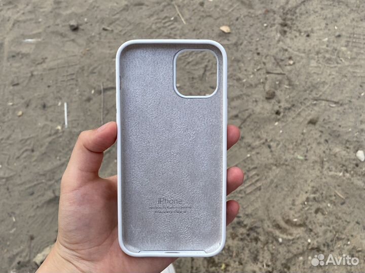 Чехол на айфон 12