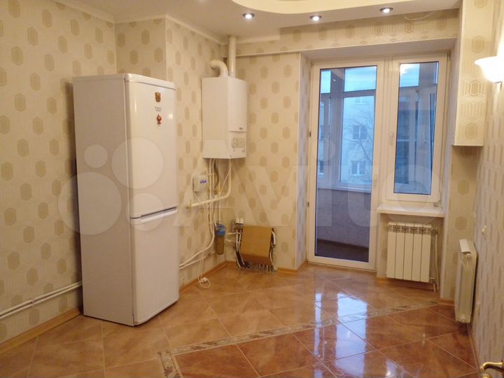 2-к. квартира, 70 м², 4/7 эт.