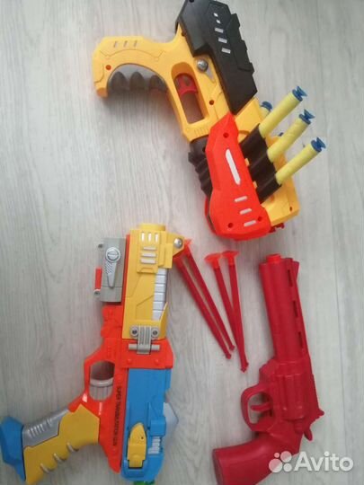 Пистолеты Бластеры