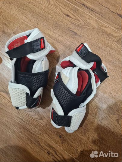 Налокотники хоккейные