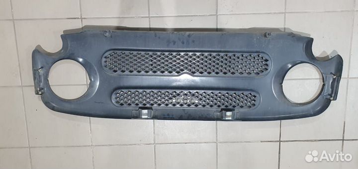 Пластиковая накладка на радиатор УАЗ Хантер