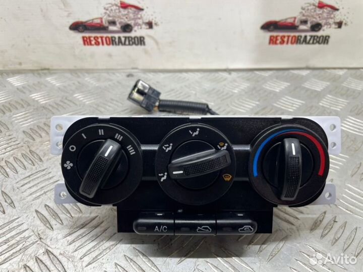 Блок управления климат-контролем Kia Spectra