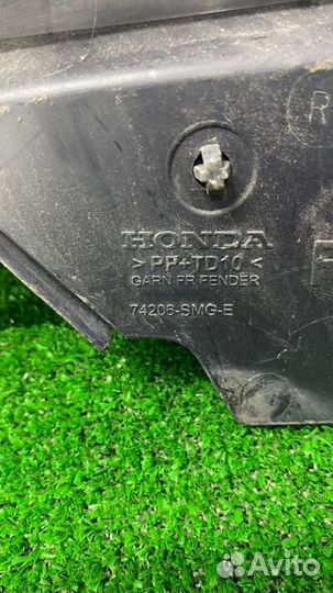 Накладка крыла передняя правая Honda Civic 5D