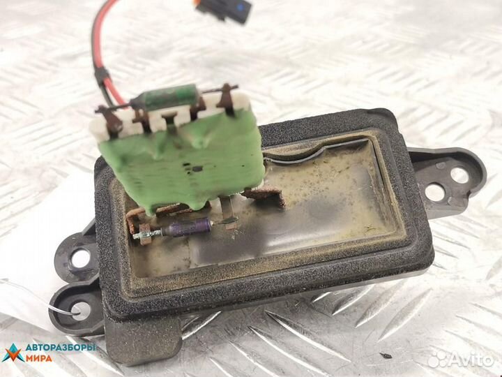 Сопротивление печки Chevrolet TrailBlazer 2005