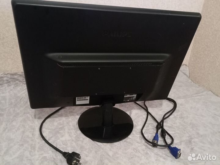 Монитор Philips