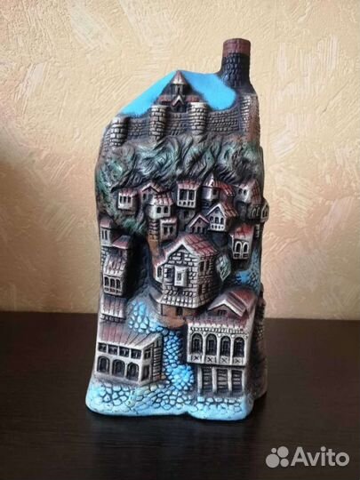 Глиняная бутылка