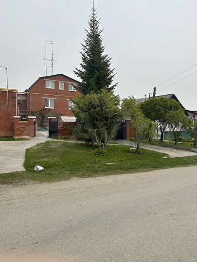 Коттедж 252 м² на участке 11,8 сот.