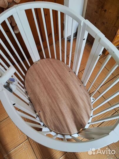 Детская кровать stokke с 0-3 лет на колёсах бу