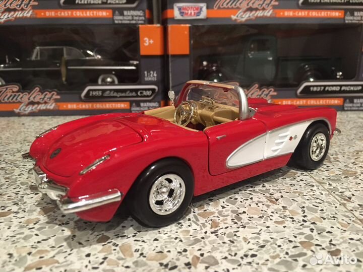 Модель chevrolet Corvette 1959 1:24