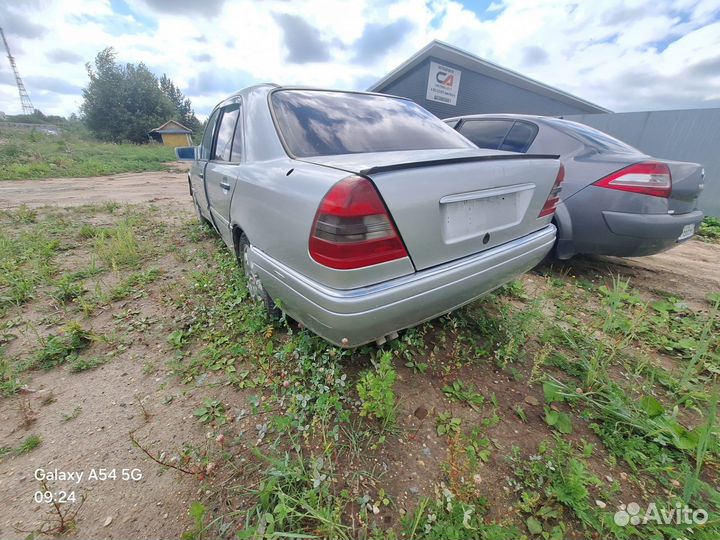 Mercedes Benz c220 w202 2,2 АКПП