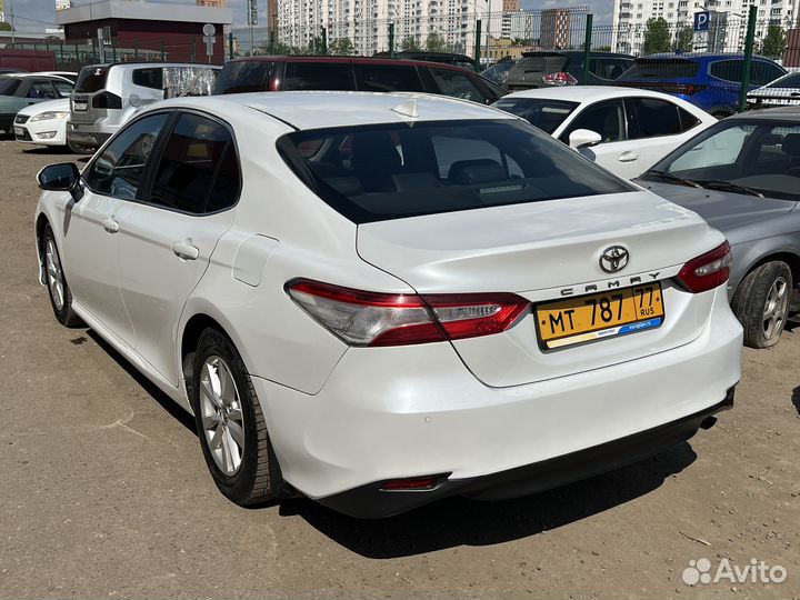 Toyota Camry 2.0 AT, 2019, 350 000 км