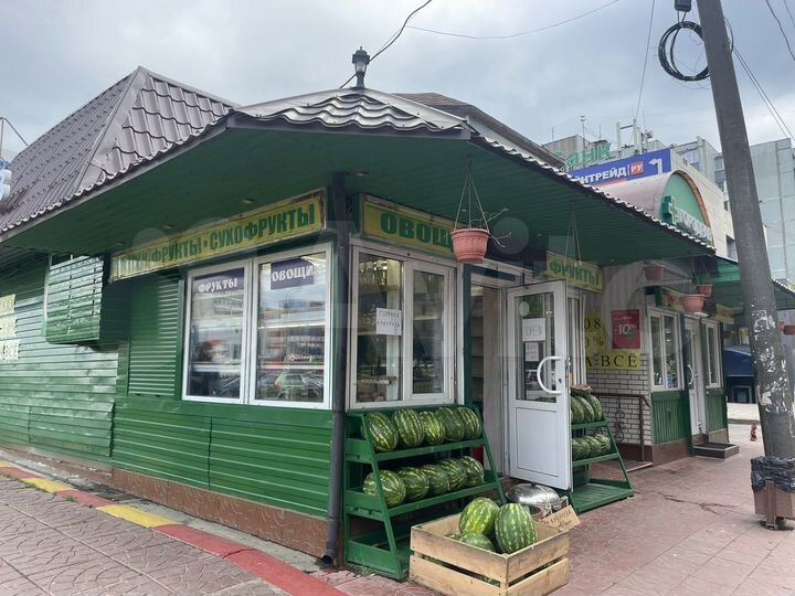 Торговая площадь, 16 м²