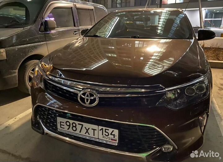 Camry 55 Решетка Exclusive рестайлинг N6CV3