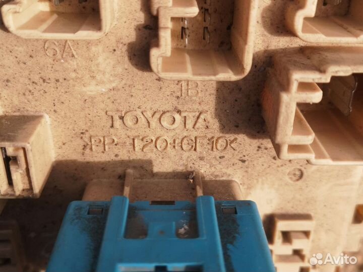 Блок предохранителей Toyota Probox 1,4 D