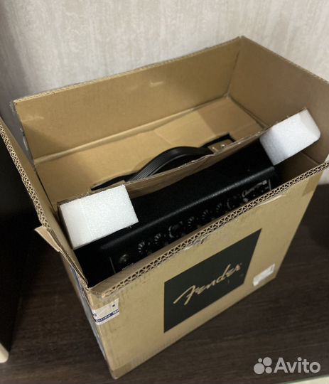 Комбоусилитель Fender Champion 20 идеал