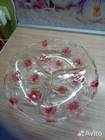 Менажница новая