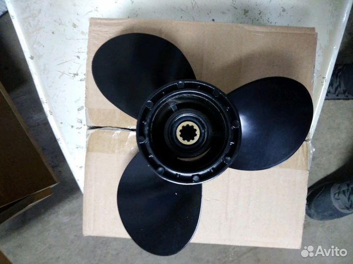 Винт Suzuki 9.9-20