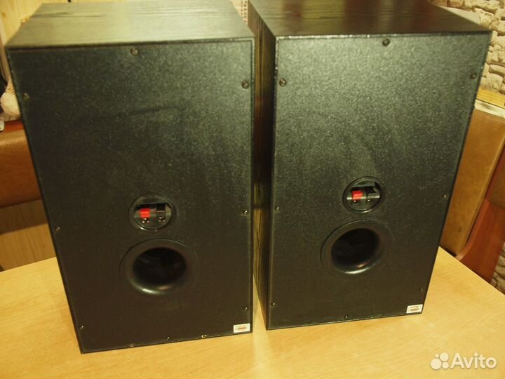 Jamo studio sale 110 speakers