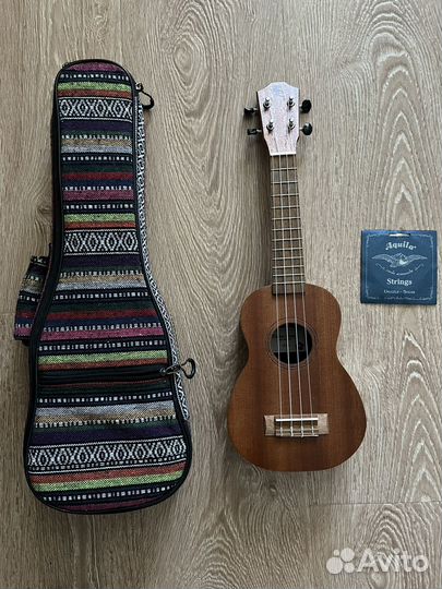 Укулеле Сопрано Baton Rouge UR-21S