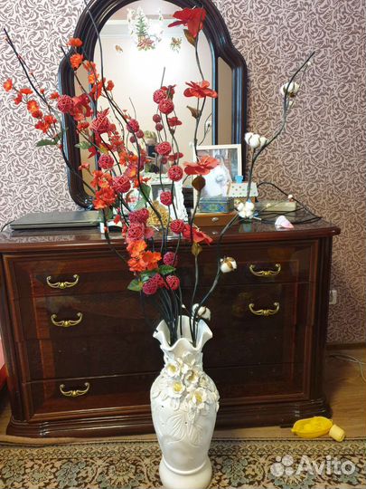 Ваза напольная с цветами