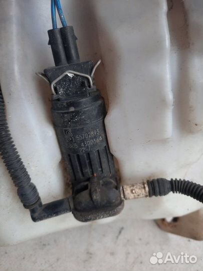 Бачок омывателя Opel Corsa хэтчбэк 5 дв. 1.2