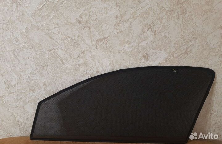 Сетки на окна автомобиля