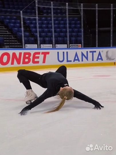 Тренер по фигурному катанию