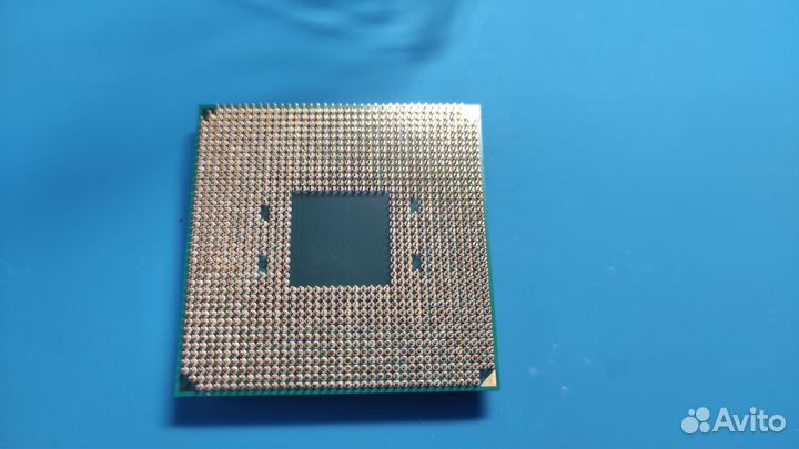 Процессор AMD Ryzen 3 1200