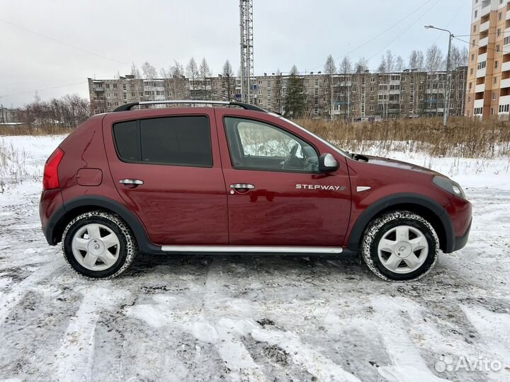 Renault Sandero Stepway 1.6 МТ, 2011, 175 000 км