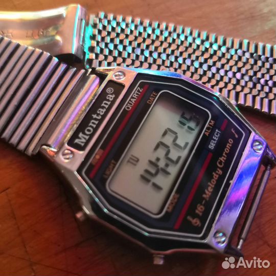 Часы Montana с браслетом