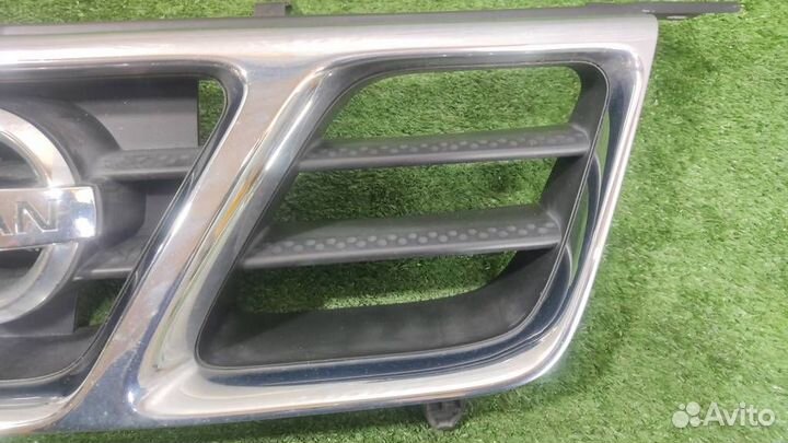 Решетка радиатора Nissan X-Trail T30 2003