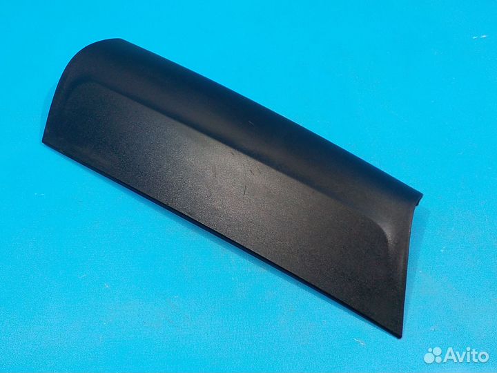 Накладка средней стойки правой land rover Freeland