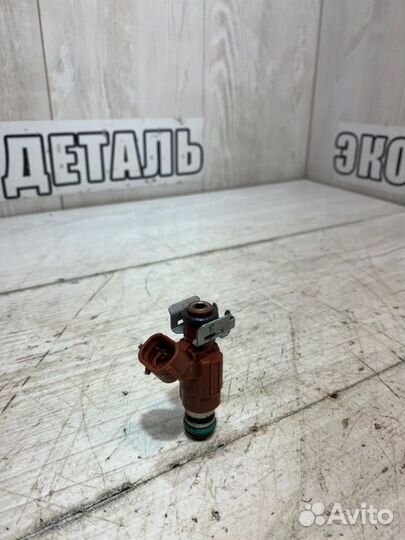 Форсунка топливная Nissan March AK12 CR12DE 2005