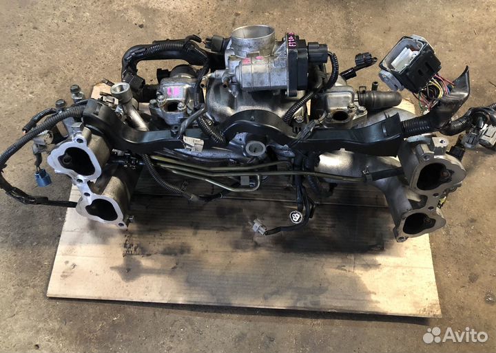 Впускной коллектор в сборе ej204(EJ20)