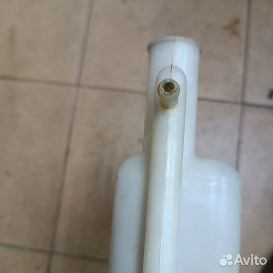 Бачок расширительный Mitsubishi Lancer 9