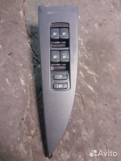 Блок управления стеклоподьемниками SsangYong Kyron