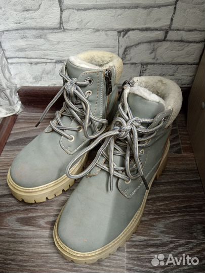 Ботинки зимние для девочки 33 размер