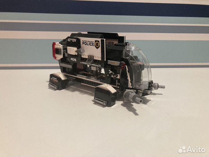 Lego Movie 70815 Super secret police dropship