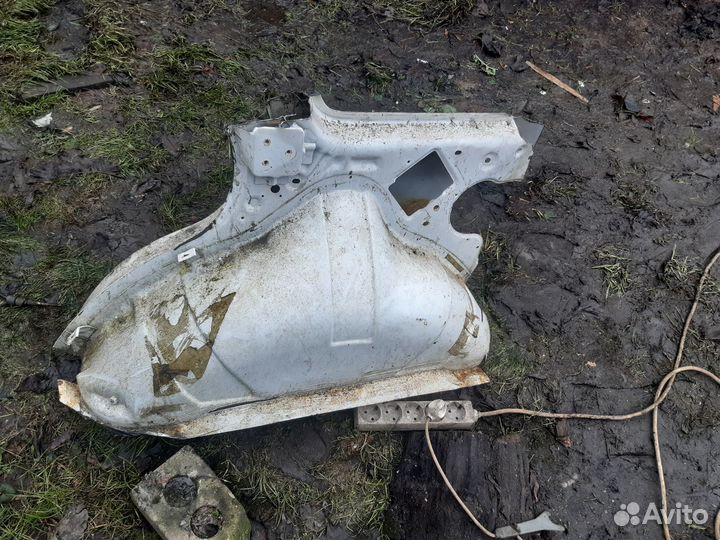 Части кузова KIA sportage 1